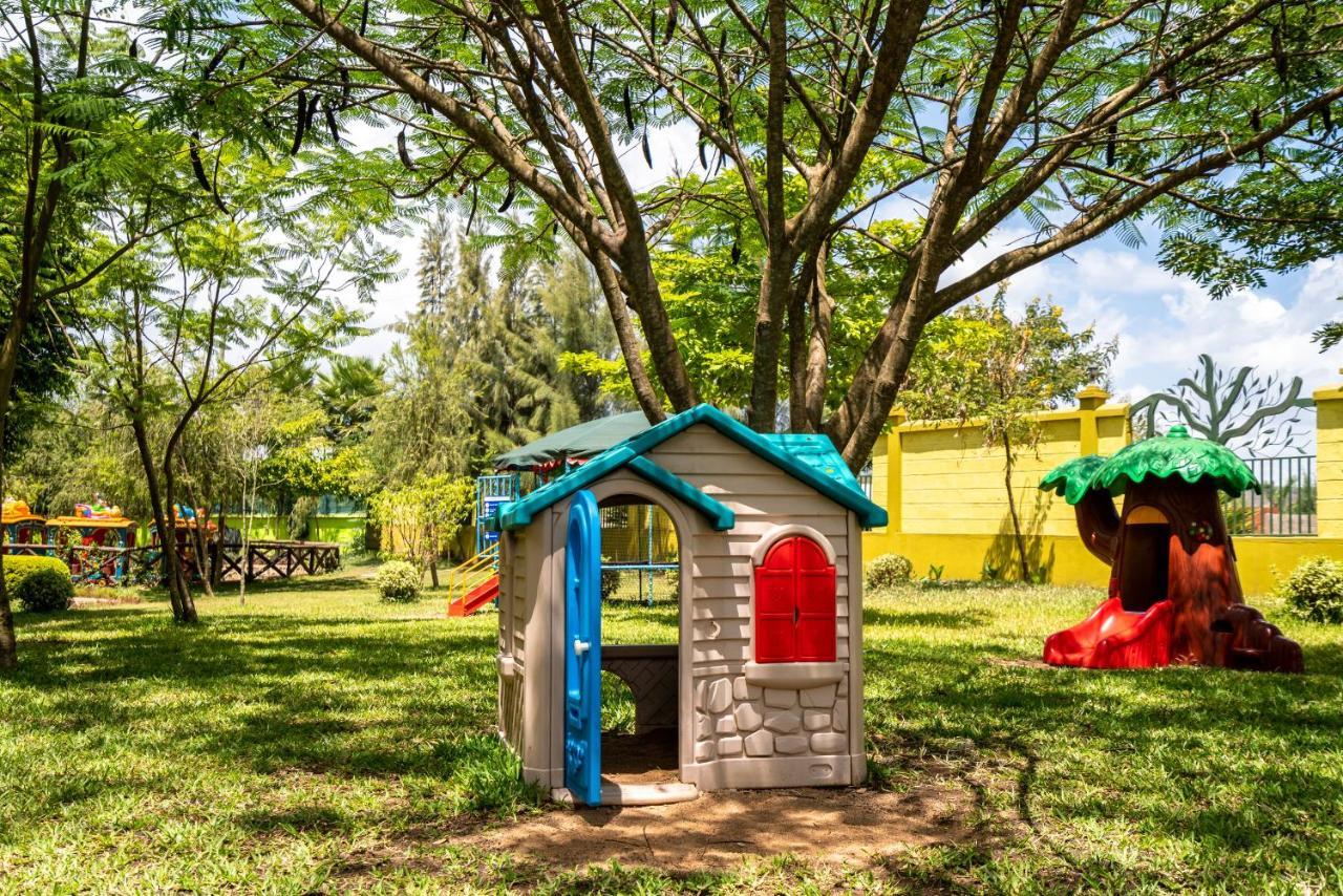Fun Retreat Resort, Hotel And Ayurveda Spa Arusha Eksteriør billede