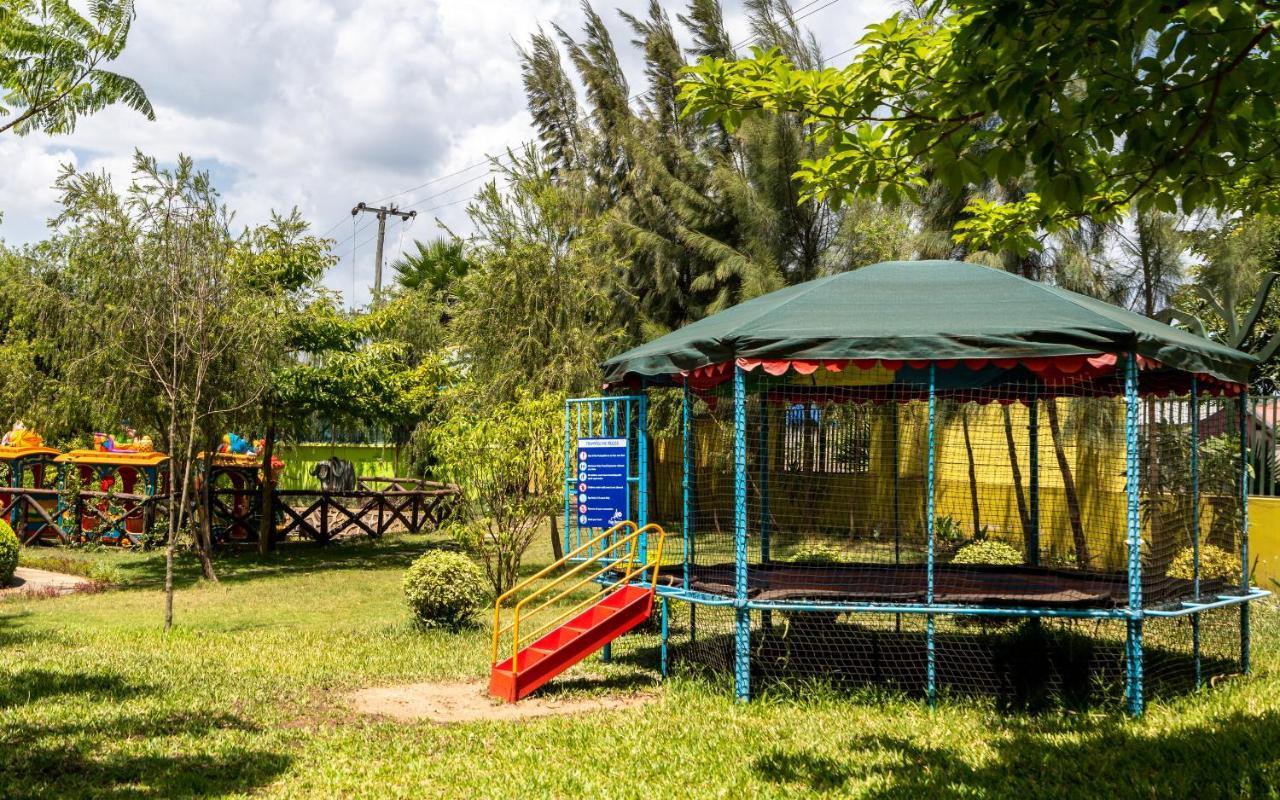 Fun Retreat Resort, Hotel And Ayurveda Spa Arusha Eksteriør billede